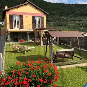 https://casa-ginni-con-piscina-e-giardino.hotelitalianriviera.com